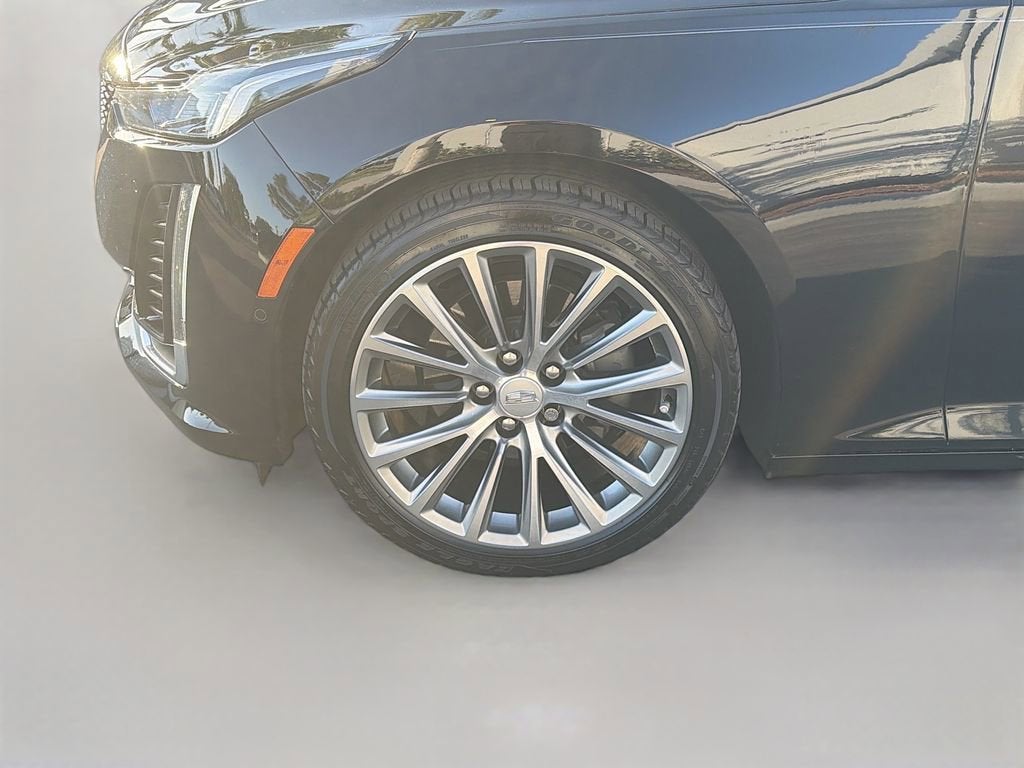 2022 Cadillac CT5 Premium Luxury