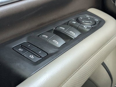 2021 GMC Yukon XL SLT