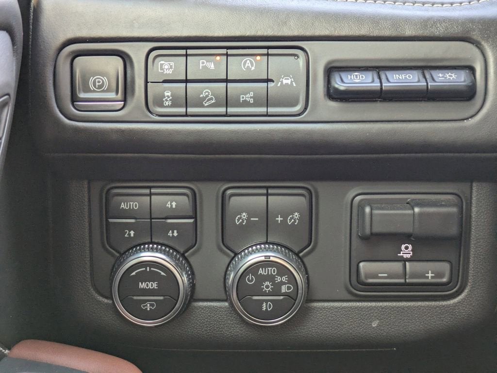 2023 GMC Yukon Denali Ultimate