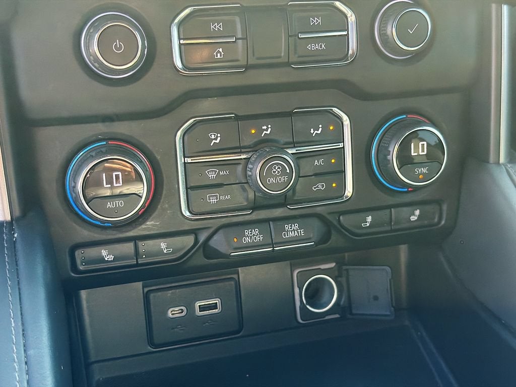 2021 Chevrolet Suburban LT