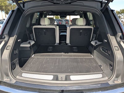 2026 Cadillac VISTIQ Luxury