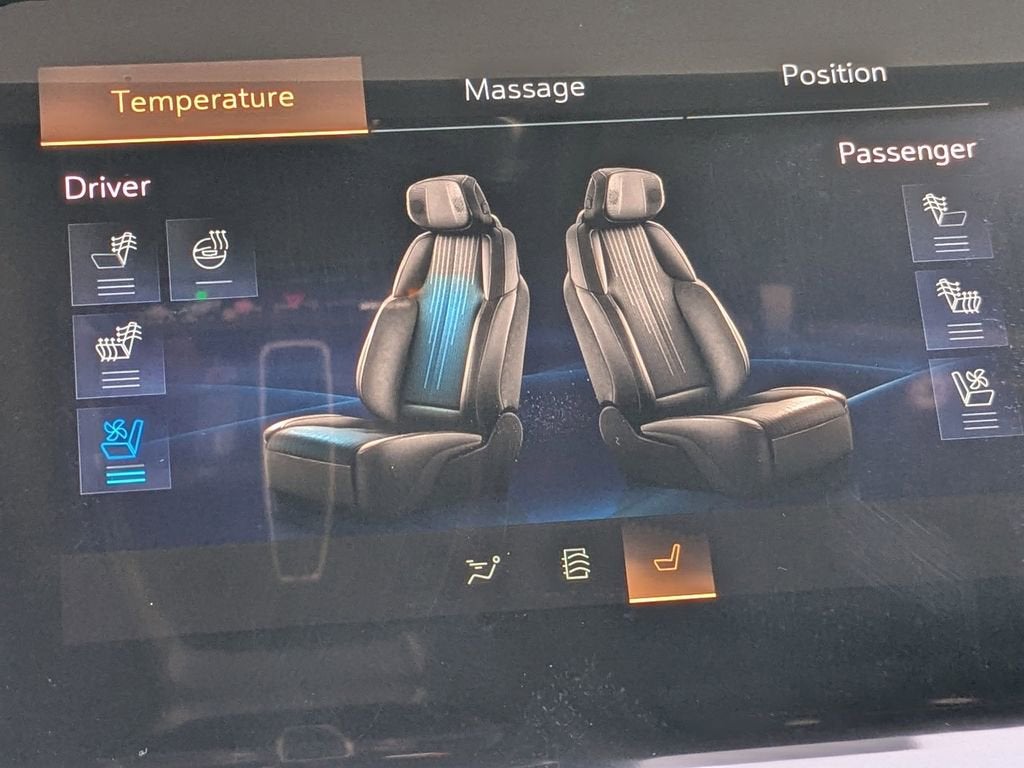 2026 Cadillac VISTIQ Luxury