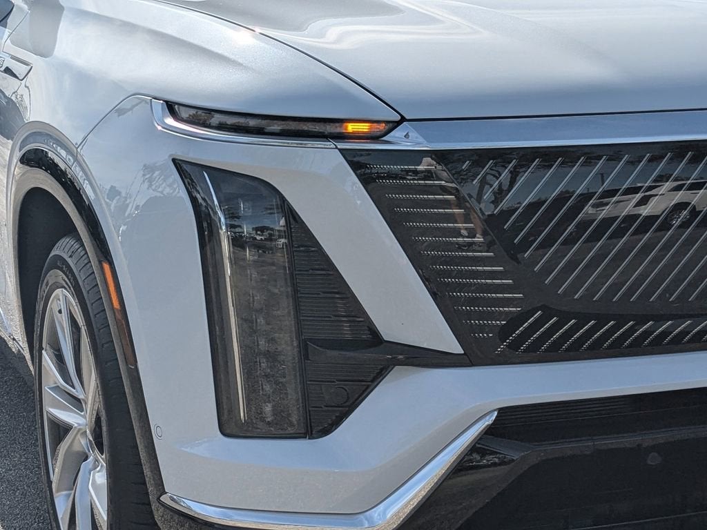 2026 Cadillac VISTIQ Luxury