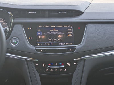 2025 Cadillac XT5 Luxury