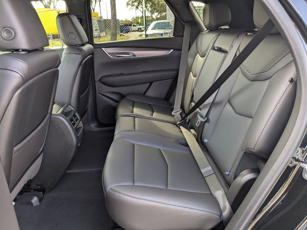 2026 Cadillac XT5 Luxury