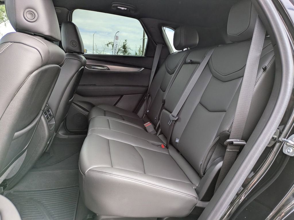 2025 Cadillac XT5 Luxury