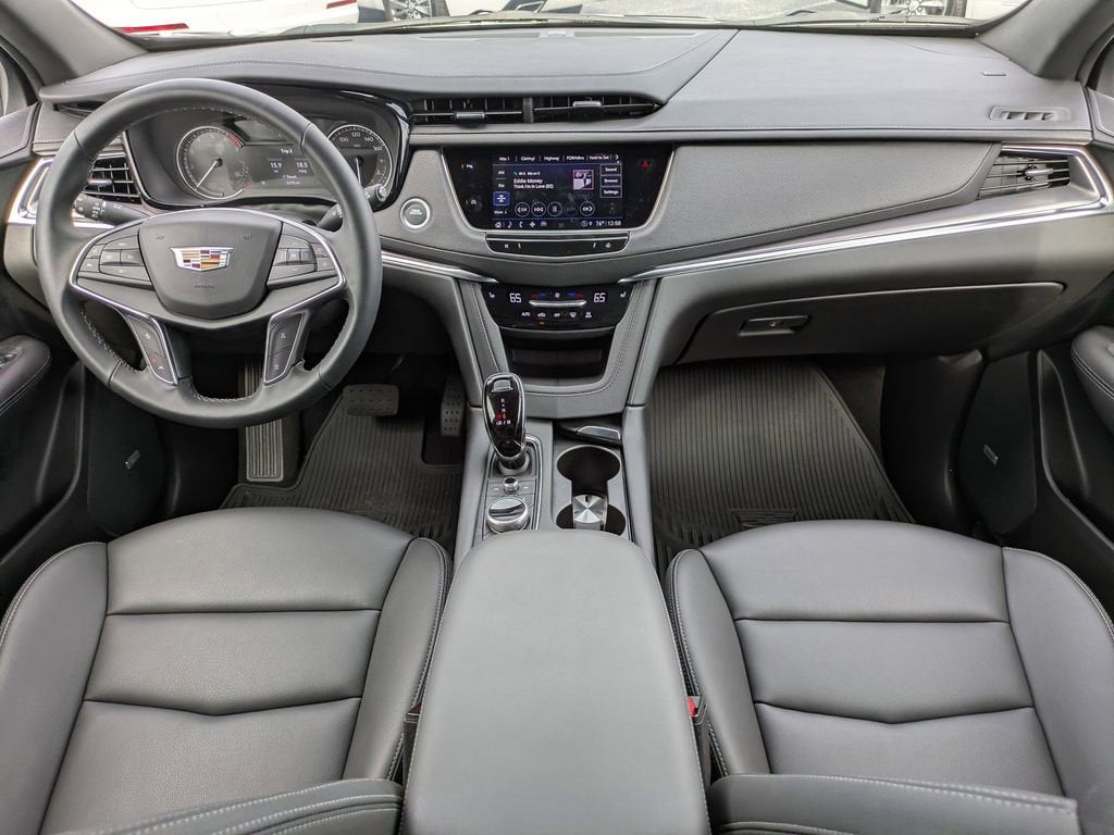 2025 Cadillac XT5 Luxury