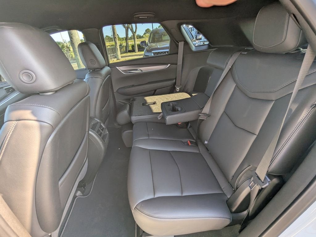 2026 Cadillac XT5 Luxury