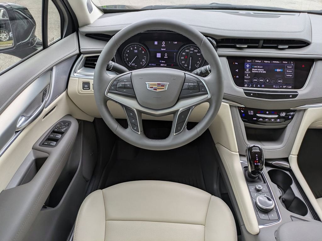 2025 Cadillac XT5 Premium Luxury