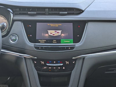 2025 Cadillac XT6 Luxury