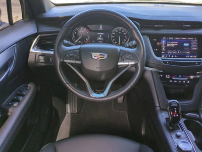 2025 Cadillac XT6 Luxury