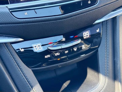 2025 Cadillac XT6 Luxury