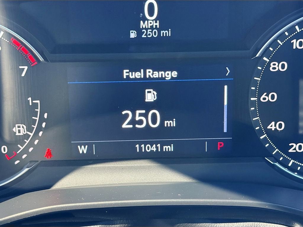 2025 Cadillac XT6 Luxury