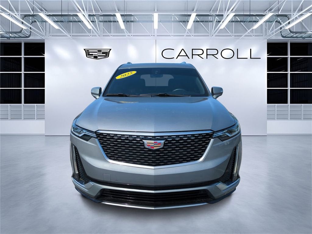 2025 Cadillac XT6 Luxury