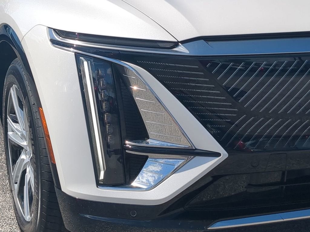 2024 Cadillac LYRIQ Tech