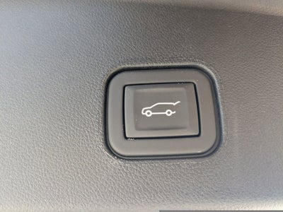 2025 Cadillac LYRIQ Luxury 1