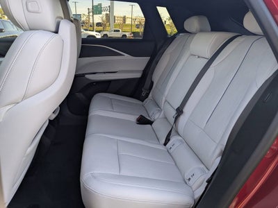 2025 Cadillac LYRIQ Luxury 1