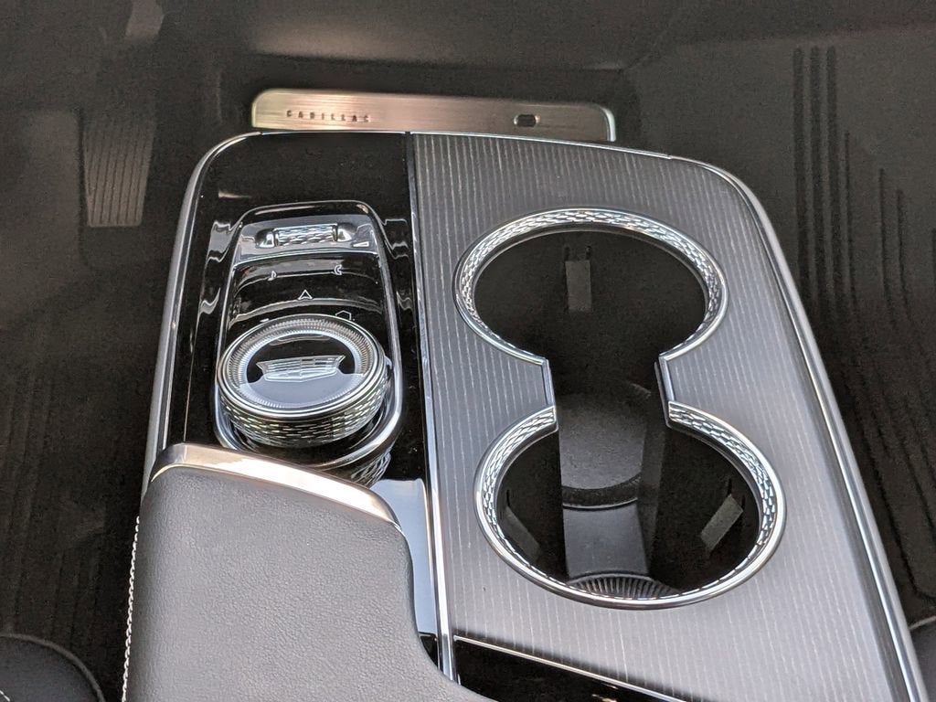 2025 Cadillac LYRIQ Sport 1