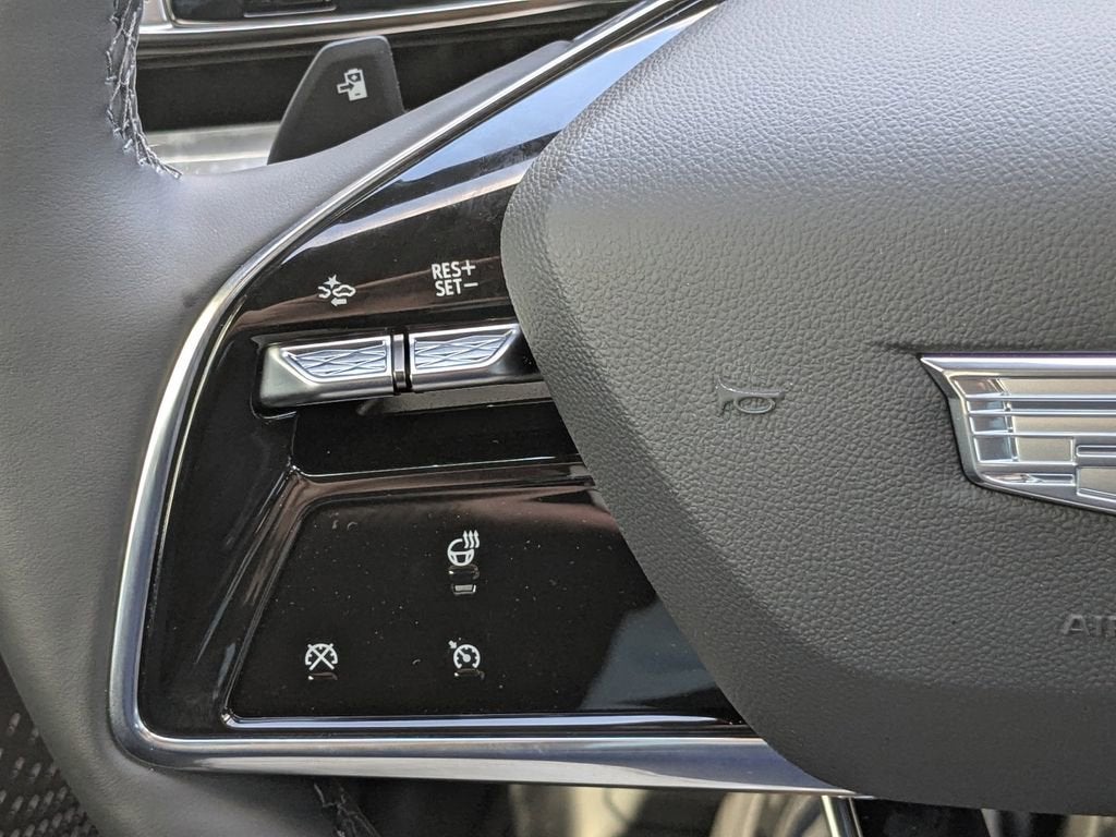 2025 Cadillac LYRIQ Sport 1