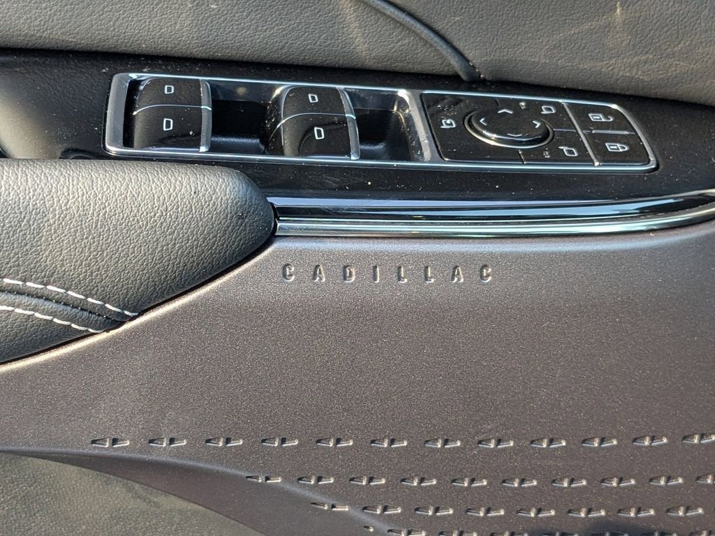 2025 Cadillac LYRIQ Sport 1