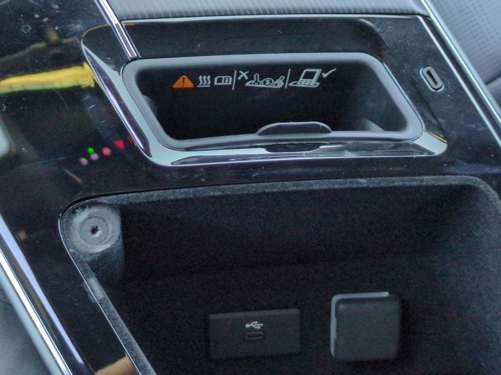 2024 Cadillac LYRIQ Sport 3