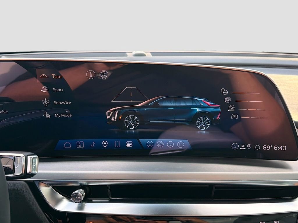 2026 Cadillac LYRIQ Premium Sport