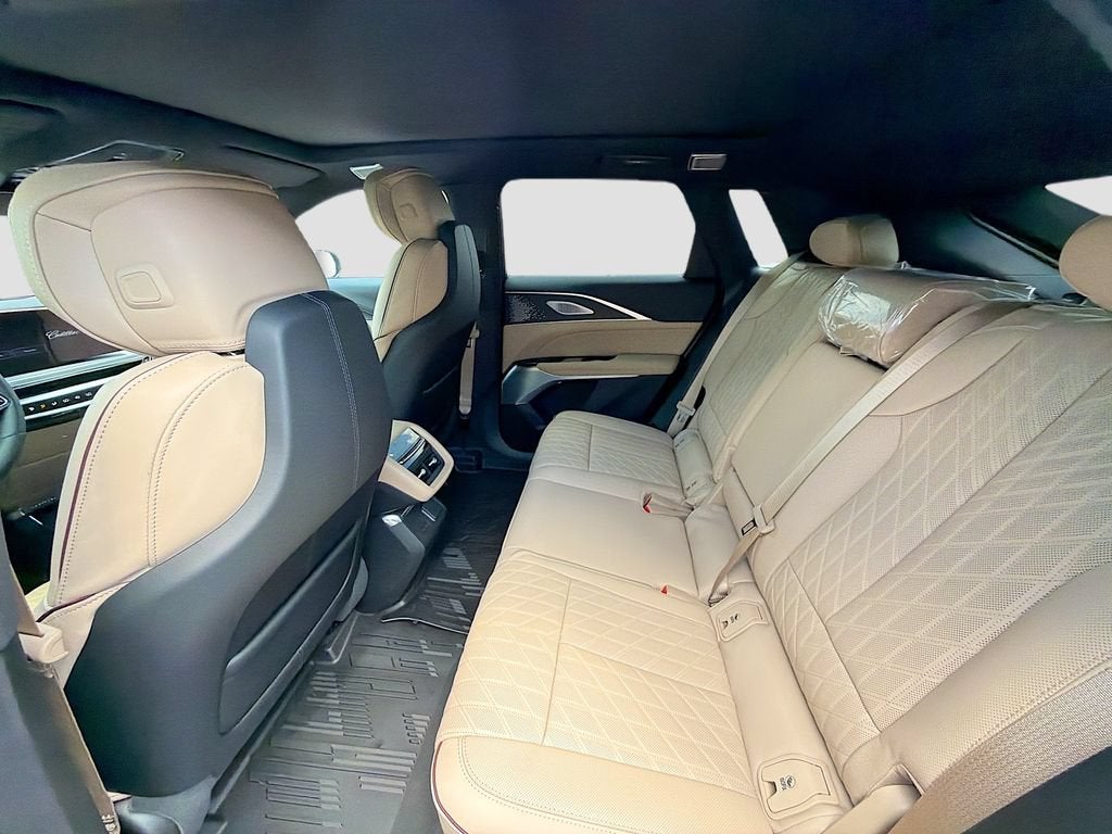 2026 Cadillac LYRIQ Signature Sport
