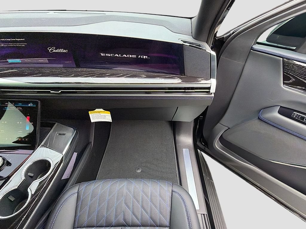 2026 Cadillac ESCALADE IQL Sport