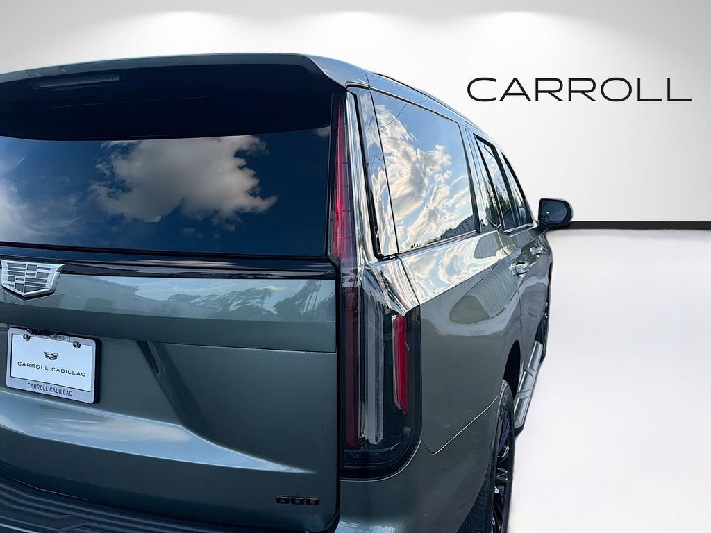 2023 Cadillac Escalade Sport