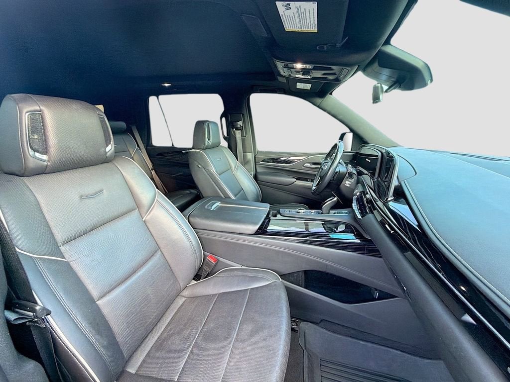 2023 Cadillac Escalade Sport