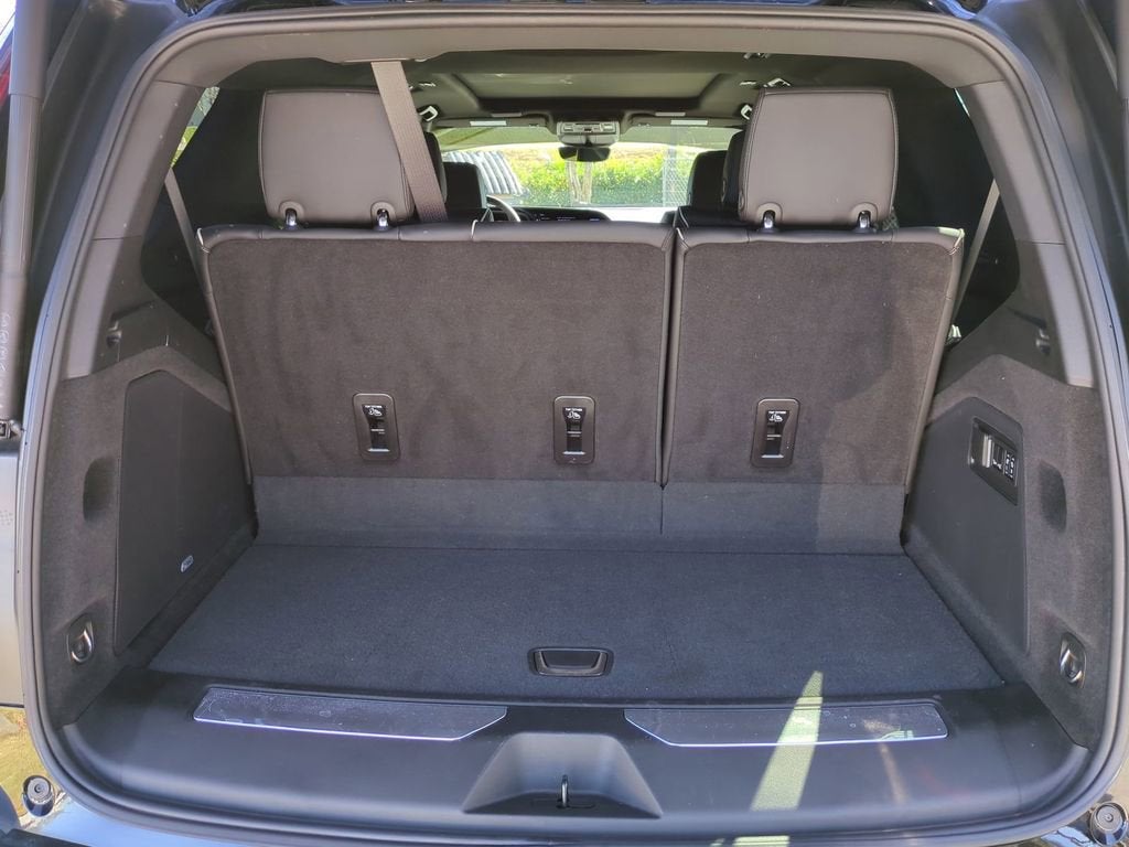 2024 Cadillac Escalade Sport