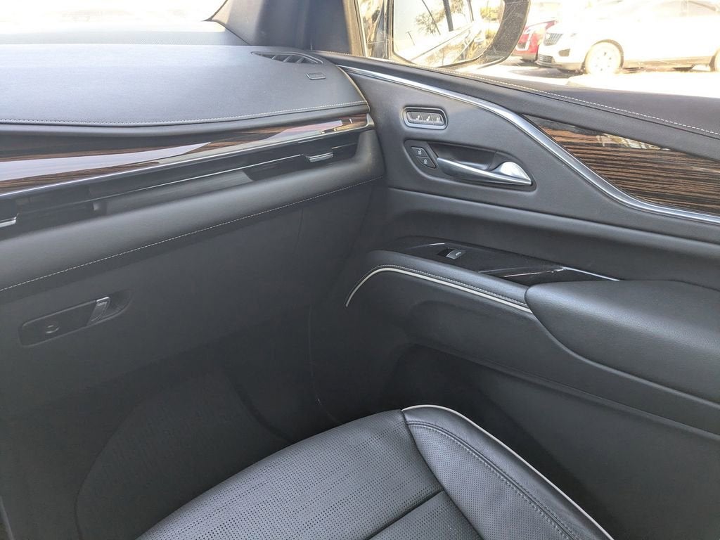 2023 Cadillac Escalade ESV Premium Luxury