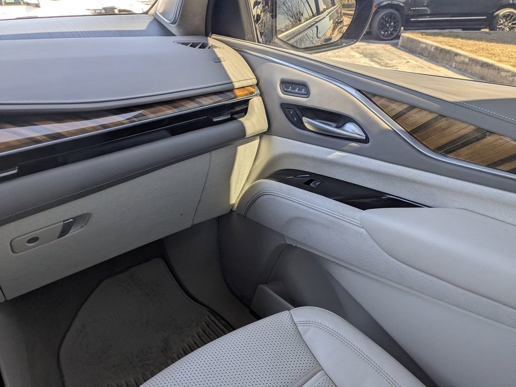 2024 Cadillac Escalade ESV Sport Platinum