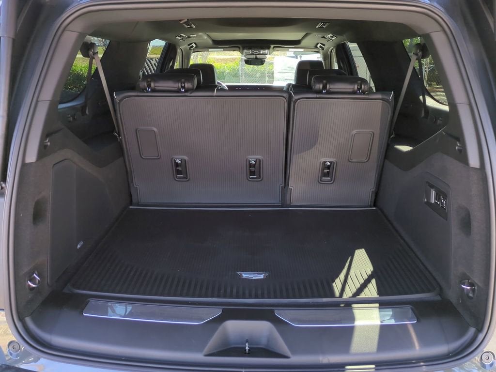 2026 Cadillac Escalade ESV Luxury