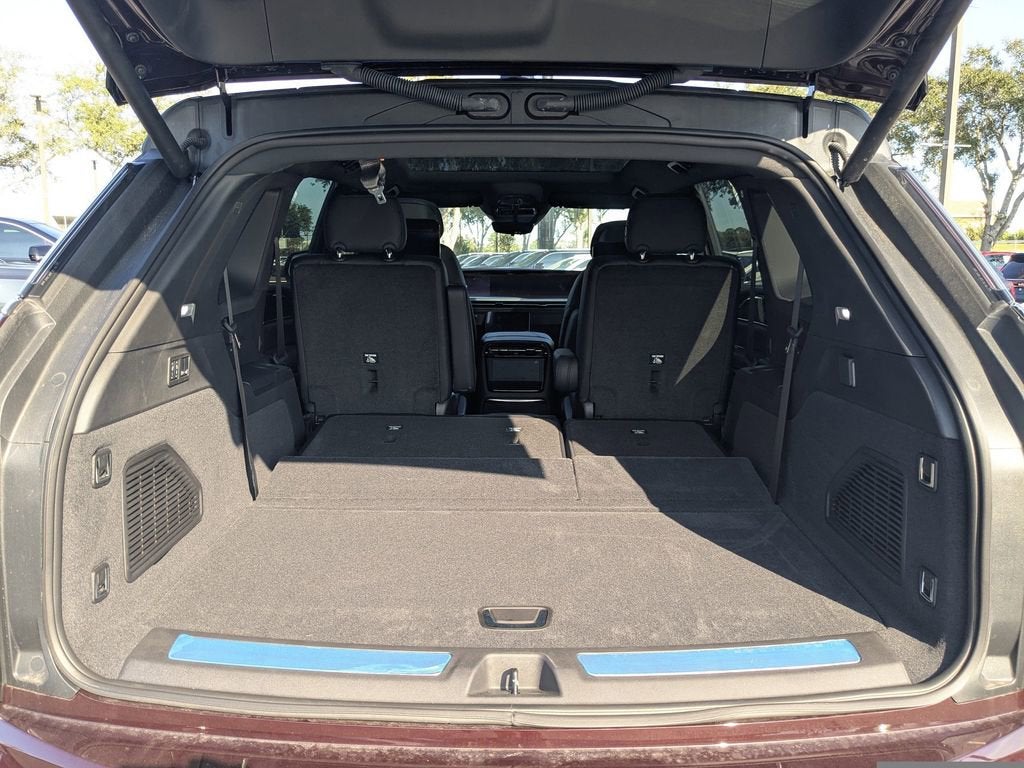 2025 Cadillac ESCALADE IQ Luxury 1