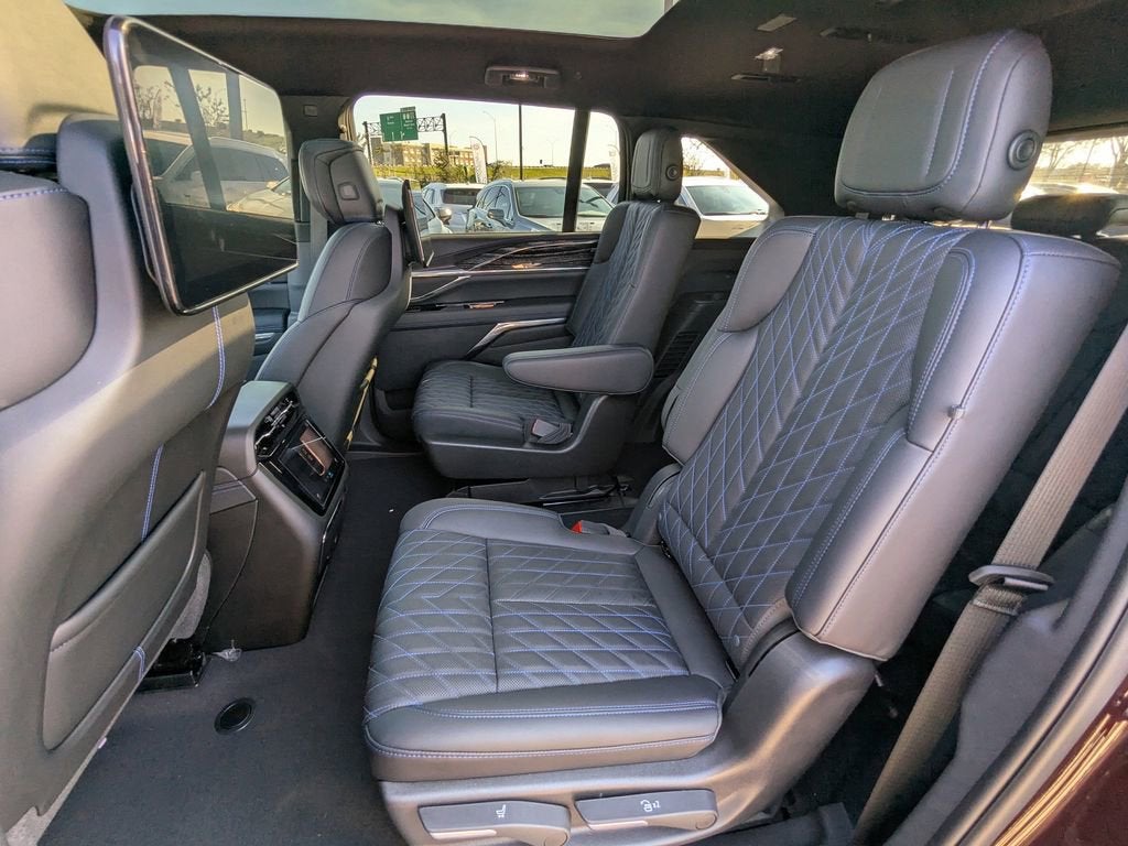 2025 Cadillac ESCALADE IQ Luxury 1