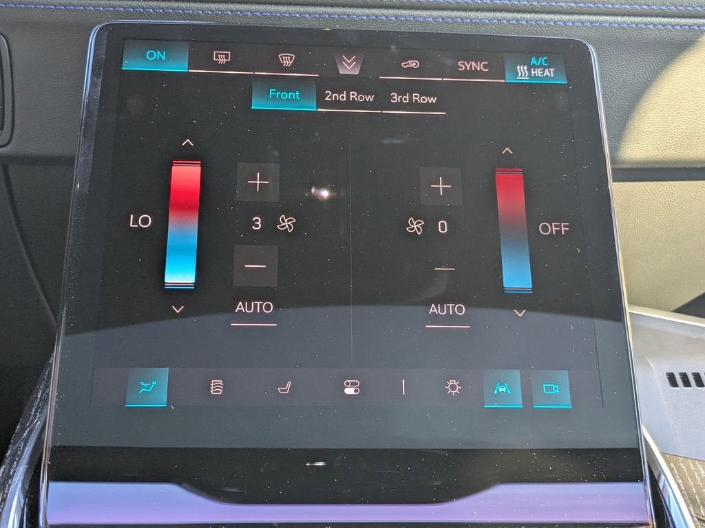 2025 Cadillac ESCALADE IQ Luxury 1