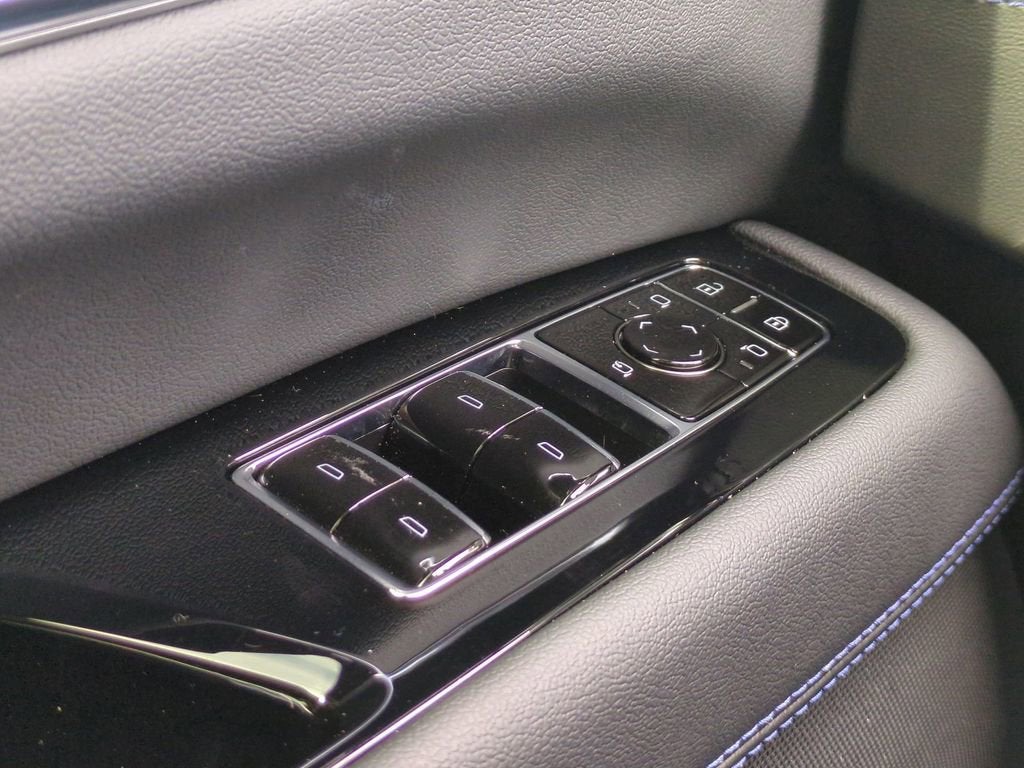 2026 Cadillac ESCALADE IQ Luxury