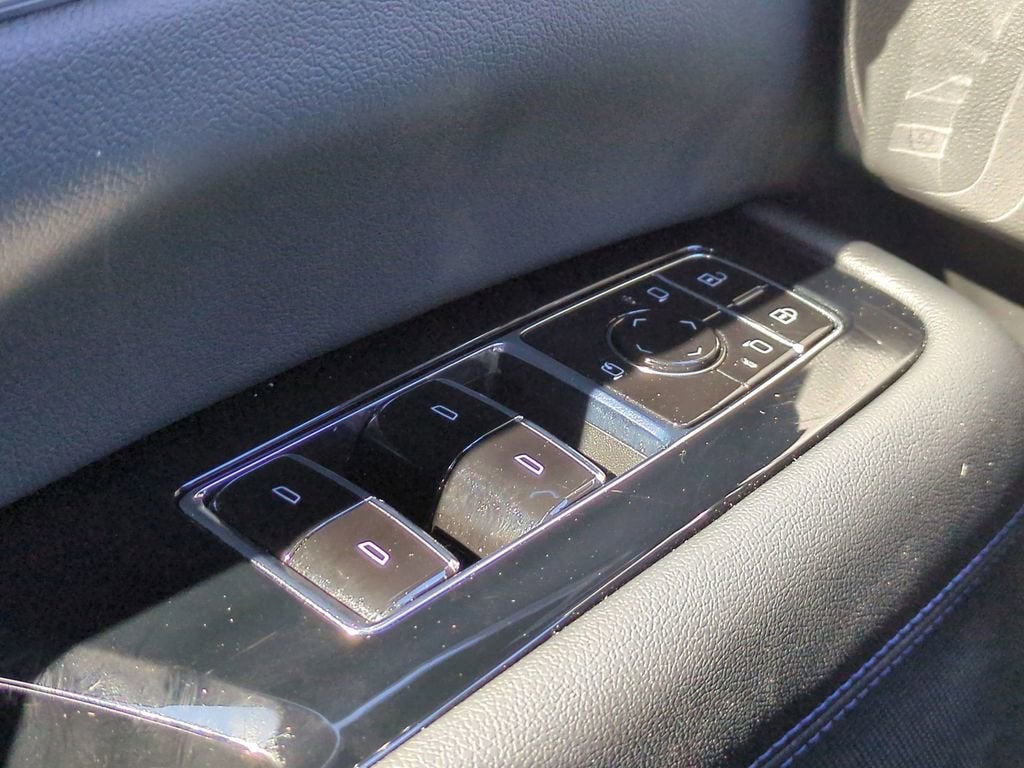 2025 Cadillac ESCALADE IQ Sport 1