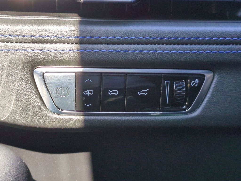 2025 Cadillac ESCALADE IQ Sport 1