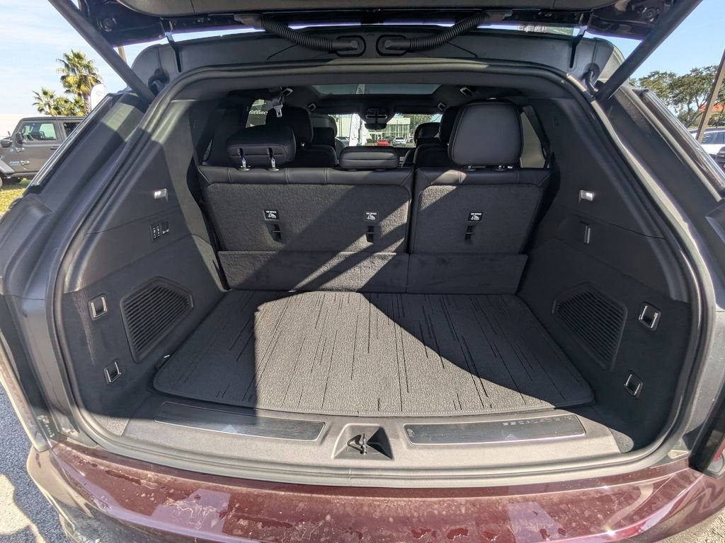 2025 Cadillac ESCALADE IQ Sport 1