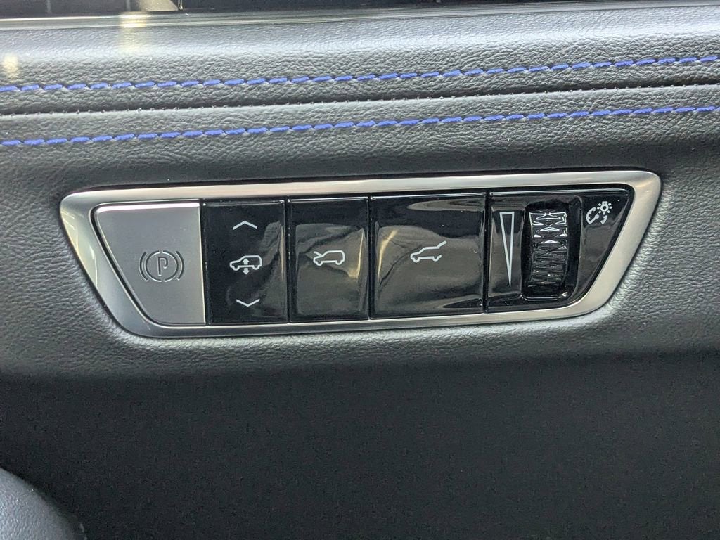 2025 Cadillac ESCALADE IQ Sport 1