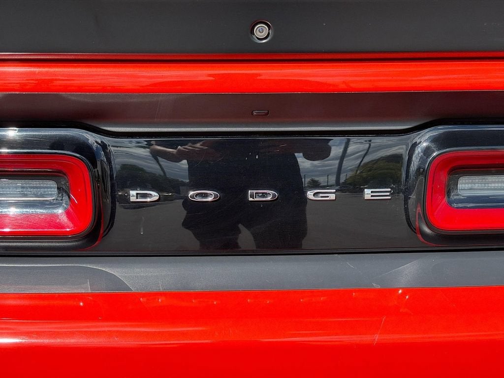 2018 Dodge Challenger 392 Hemi Scat Pack Shaker