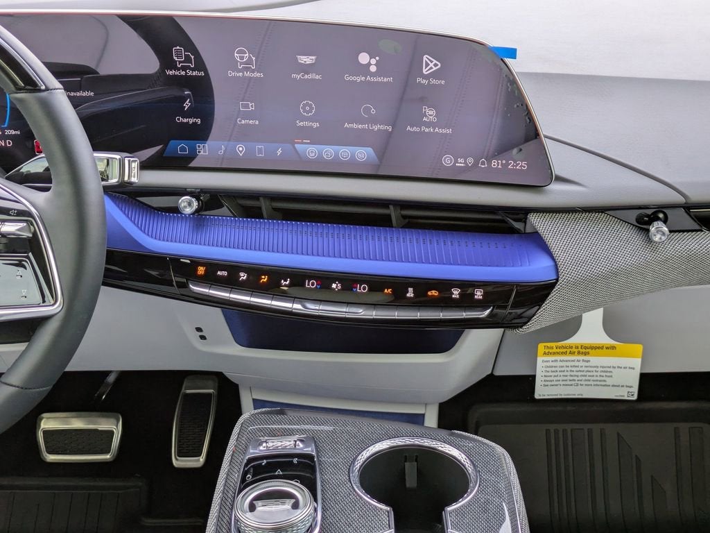 2026 Cadillac OPTIQ Luxury