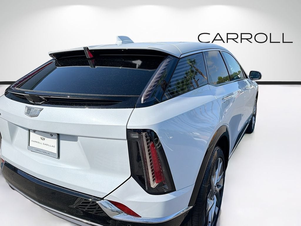 2027 Cadillac OPTIQ Luxury
