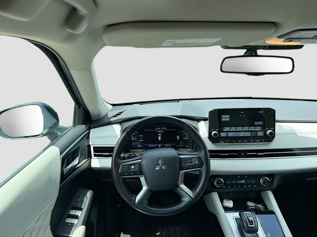 2023 Mitsubishi Outlander SEL