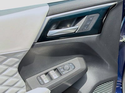 2023 Mitsubishi Outlander SEL