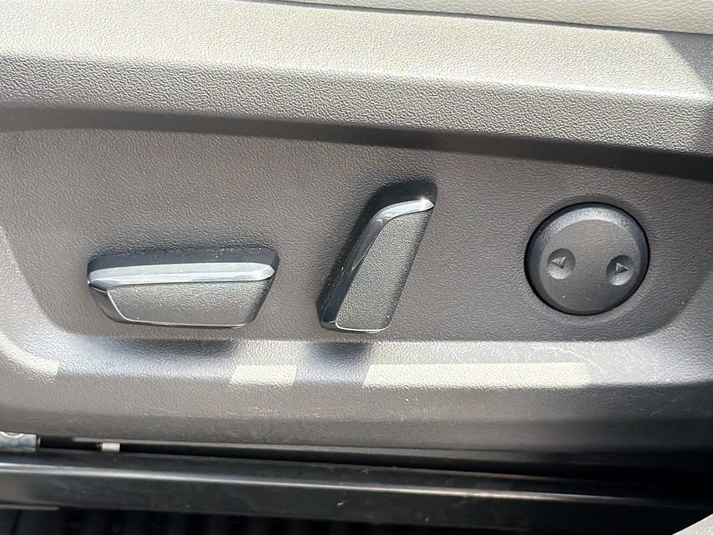 2023 Mitsubishi Outlander SEL