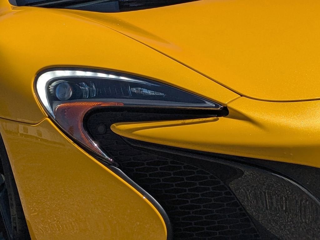 2016 McLaren 650S Base