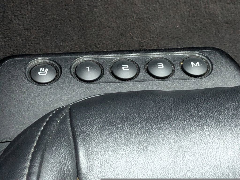 2016 McLaren 650S Base